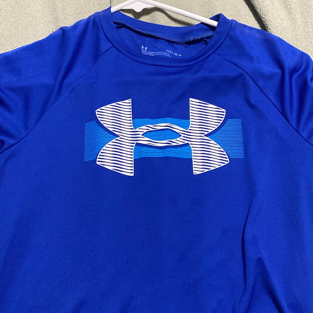 Boys YLG Under Armour long sleeved active wear shirt